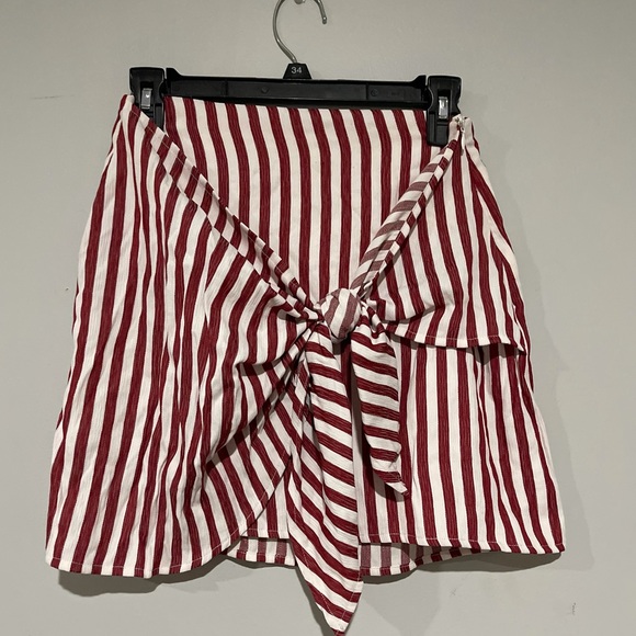 Altar’d State Red White Striped skirt tie side s - Picture 3 of 10